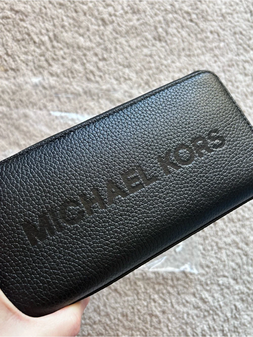 Michael Kors Cooper Pebbled Leather Logo Smartphone Zip Long Wallet Black OS